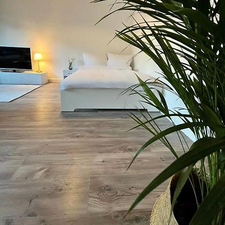 Stilvolle & Frisch Renovierte Unterkunft Ольденбург Экстерьер фото